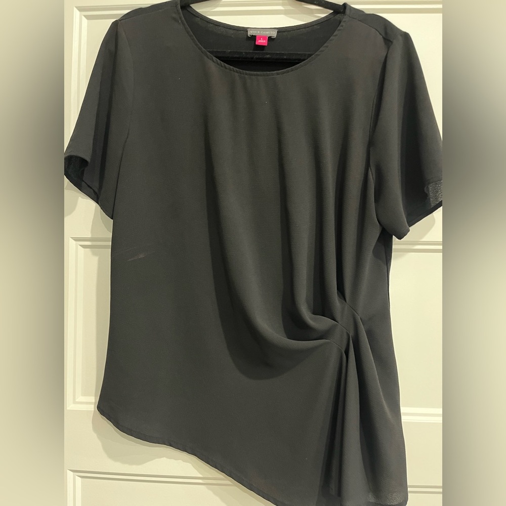 Women’s Vince Camuto shirt sleeve blouse